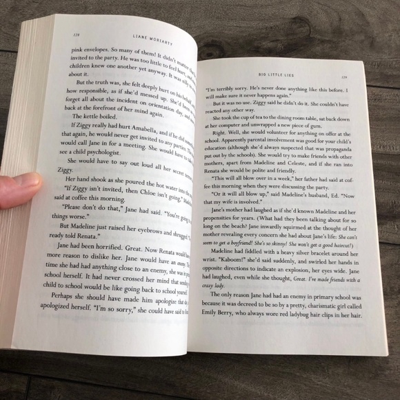 Choose 3 books/$15 - Big Little Lies by Liane Moriarty - Picture 3 of 3